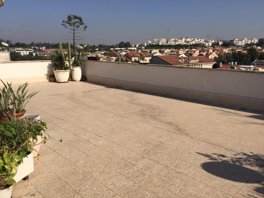 Duplex Neot Afeka Bet